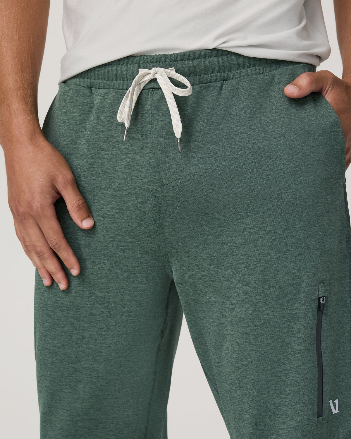 Men Vuori Men's Sunday Performance Jogger 30" Agate Green Heather