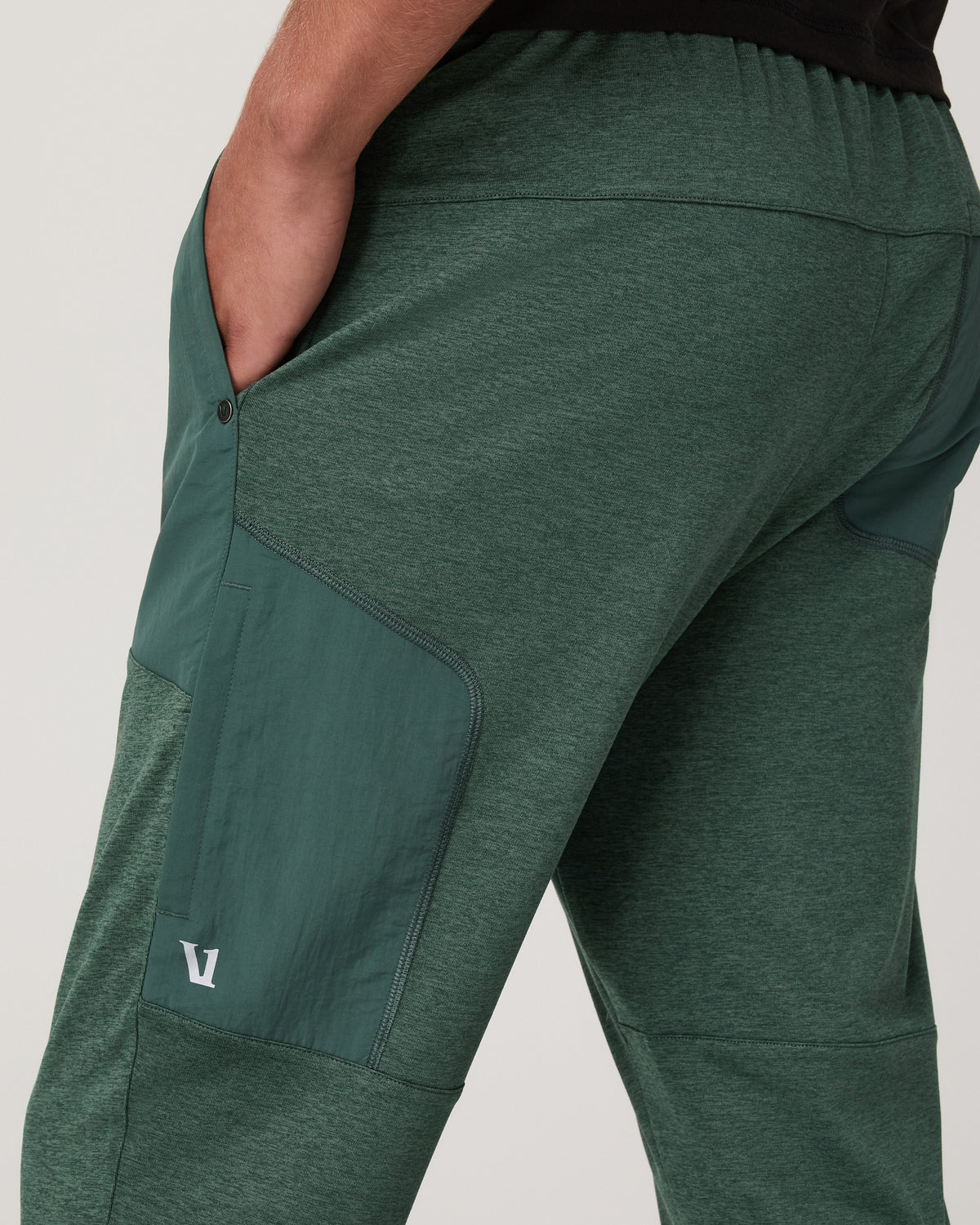 Men Vuori Men's Sunday Mixed Media Jogger 28" Agate Green Heather