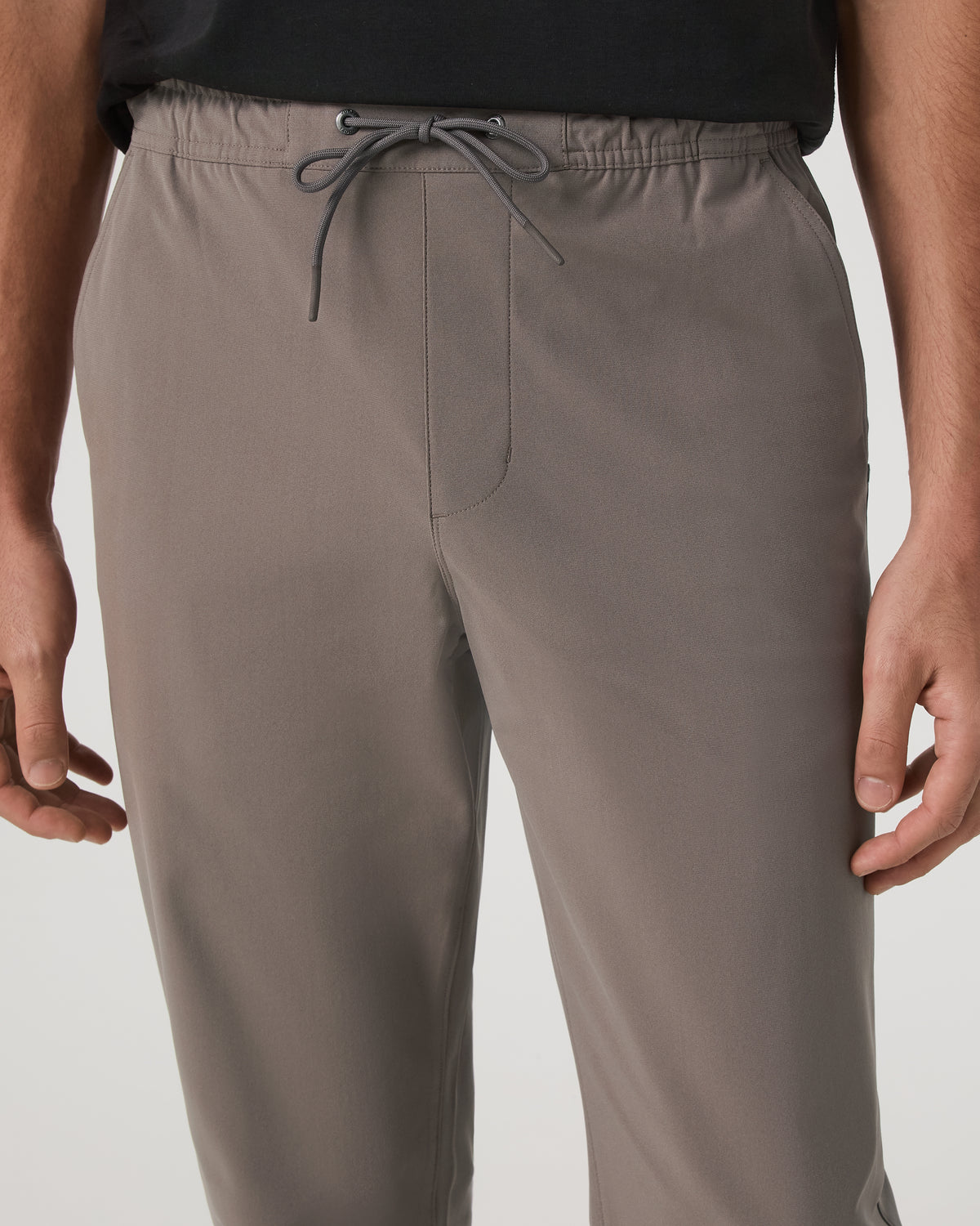 Men Vuori Meta Elastic Waist Pant Classic Fit Smokey Taupe Pants