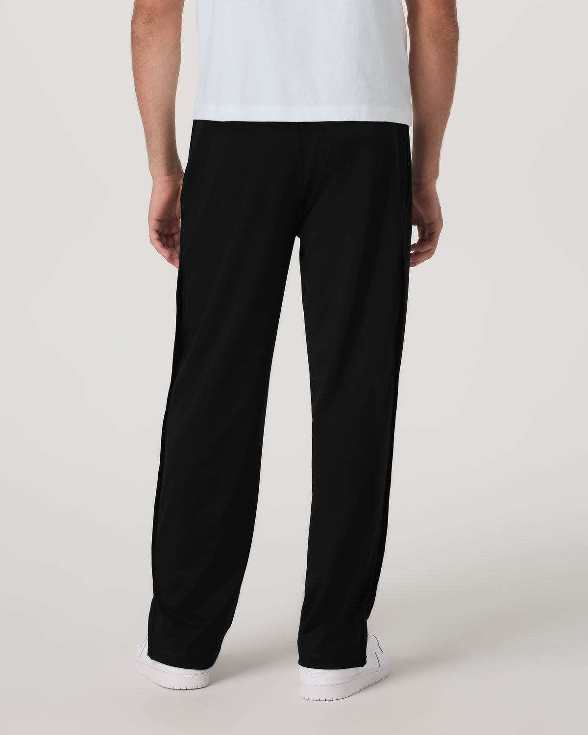 Men Vuori Sunday Warm Up Pant 30" Men's Black Performance Pants