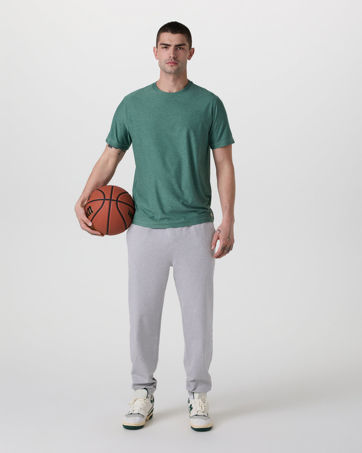 Men Vuori Coronado Performance Sweatpant Classic 30" Light Heather Grey