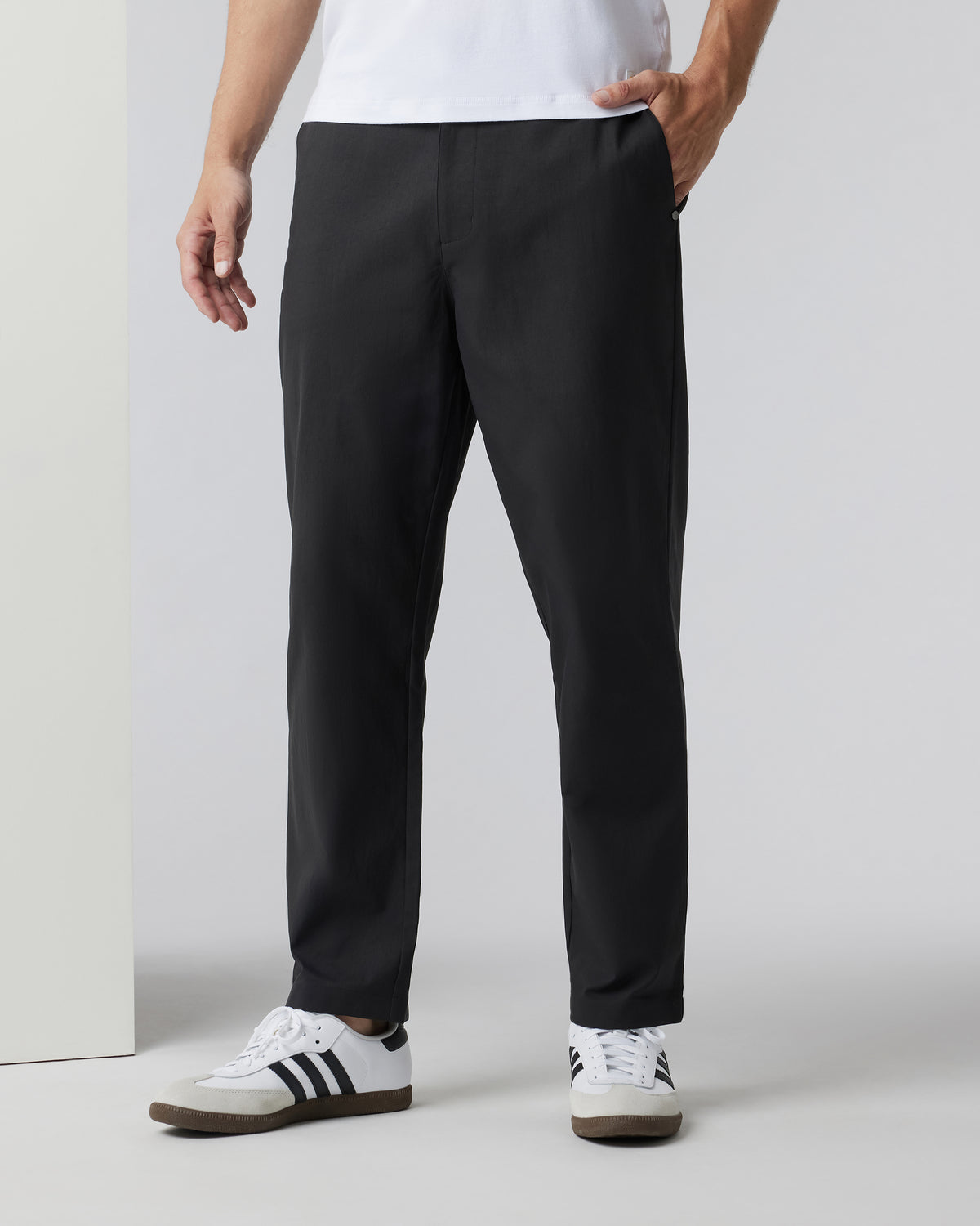 Men Vuori Cascade Crinkle Pant Relaxed 30" Black