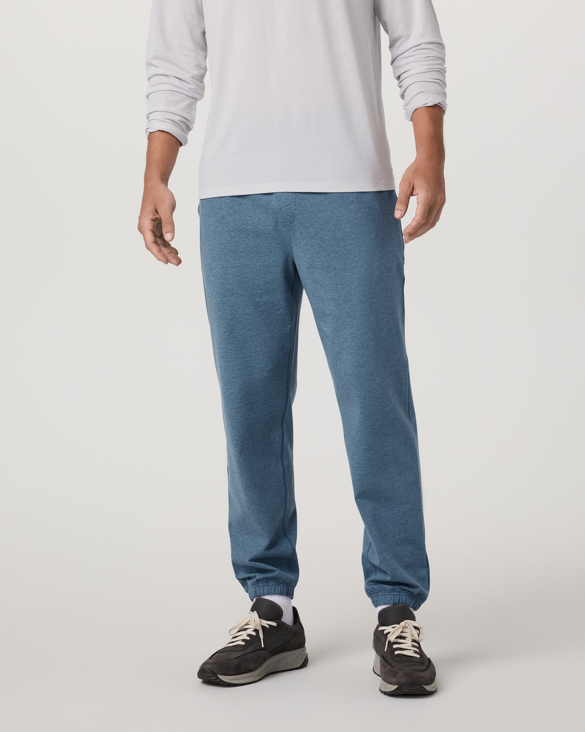 Men Vuori Men's Coronado Sweatpant 28" Pool Blue Heather