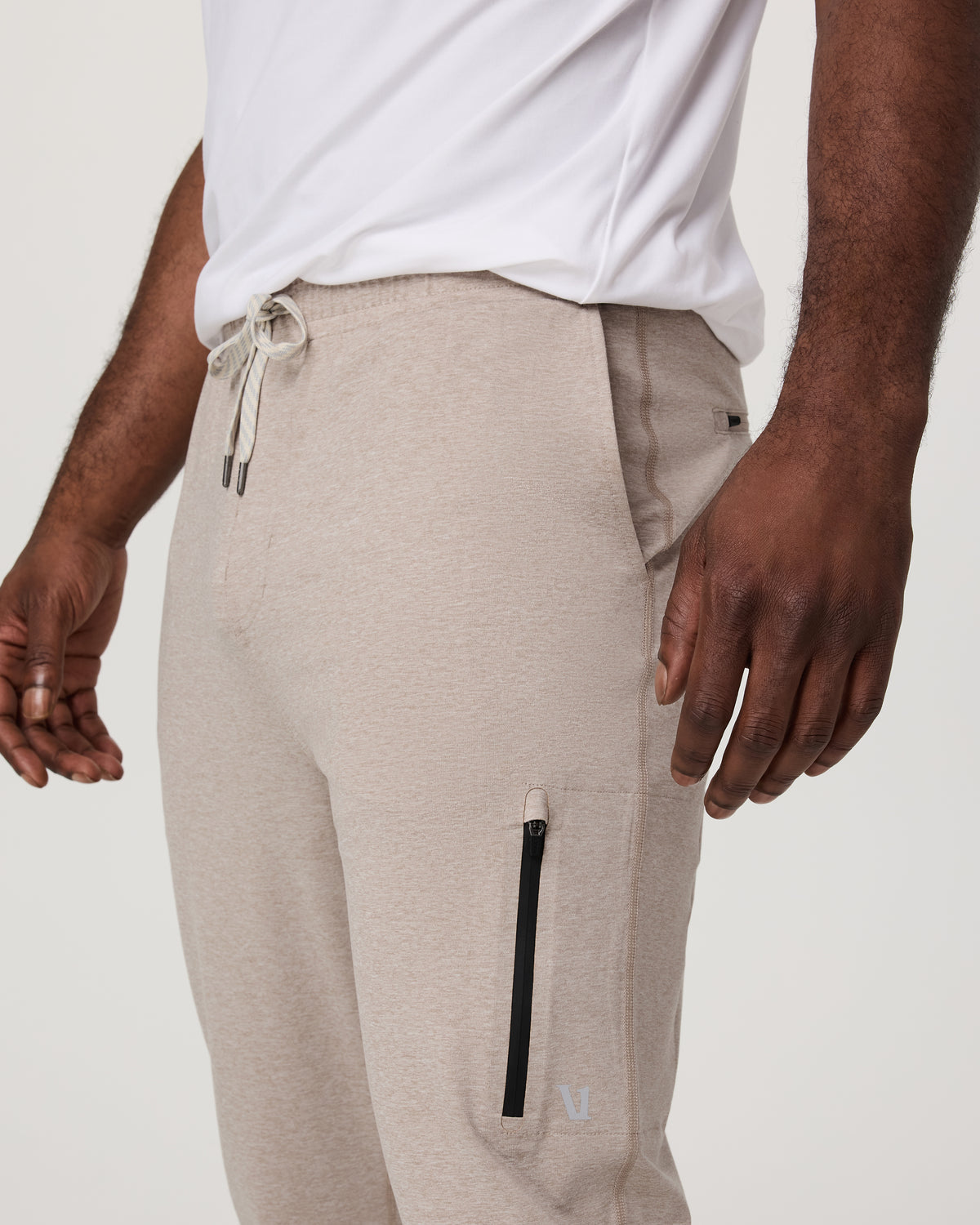 Men Vuori Men's Sunday Performance Jogger 30" Toast Heather