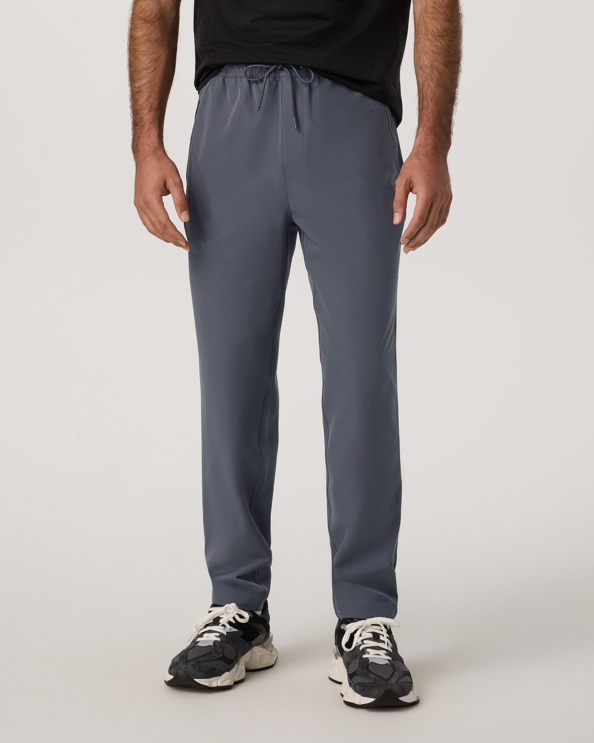 Men Vuori Train Tech HD Pant Classic 29" Men's Moonlight Pants