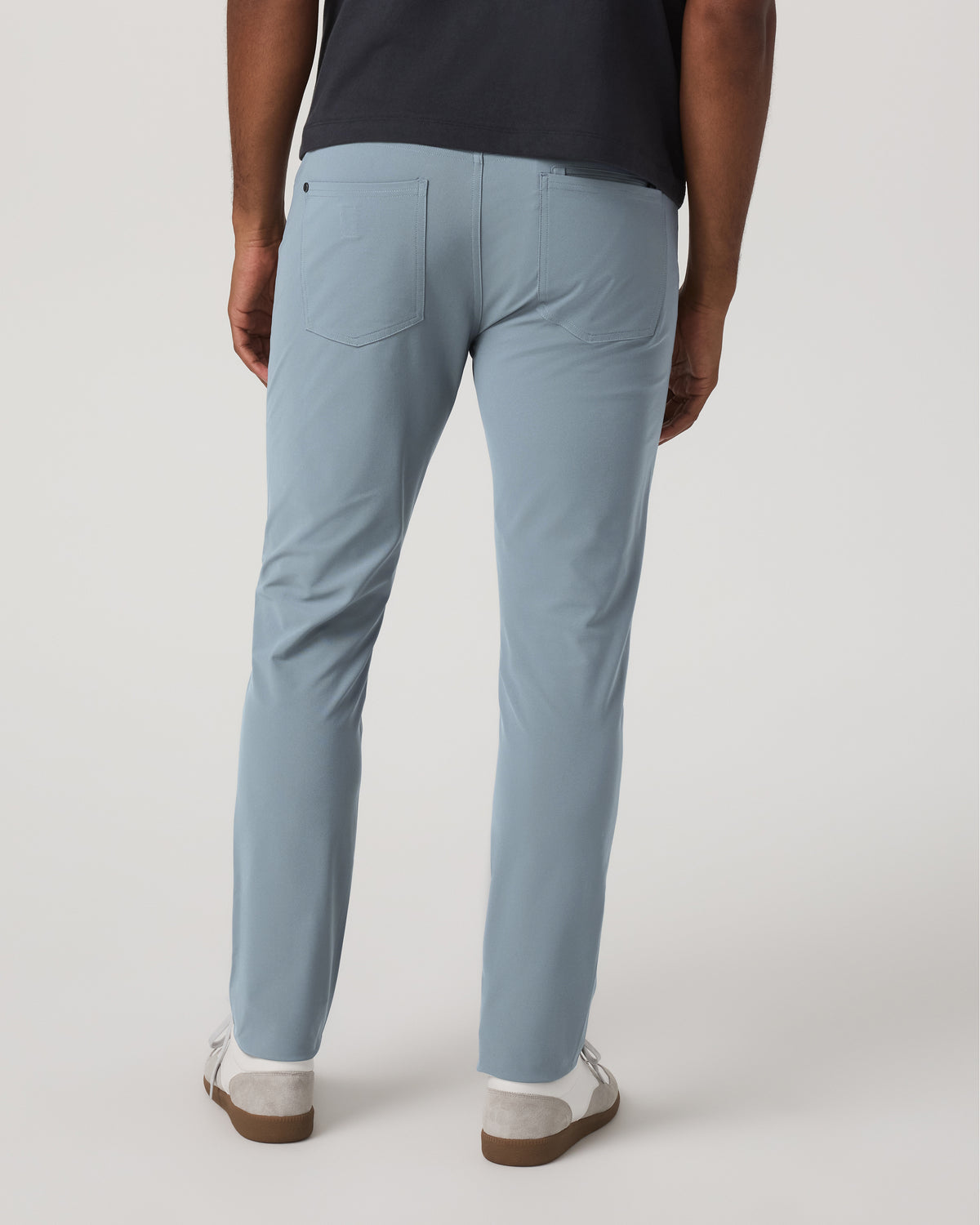 Men Vuori Meta Pant Athletic Slim 32" Dusty Blue 5-Pocket Pants
