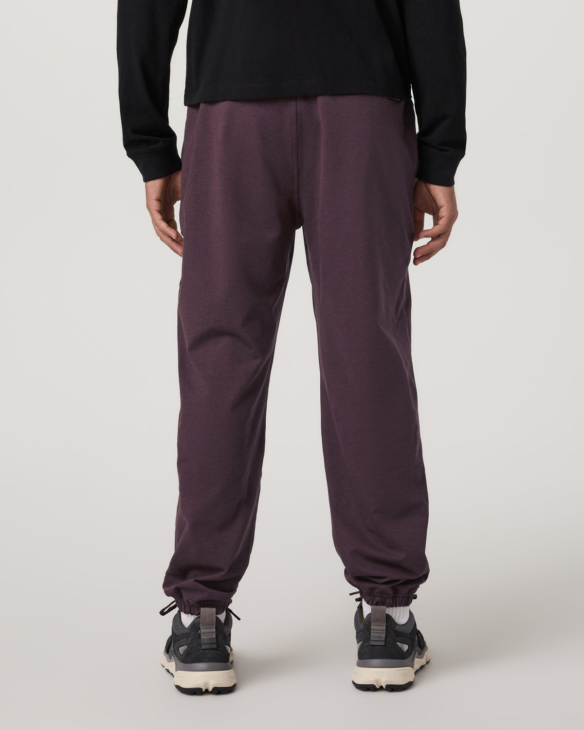 Men Vuori Men's Coronado Sweatpant 30" Raisin Heather