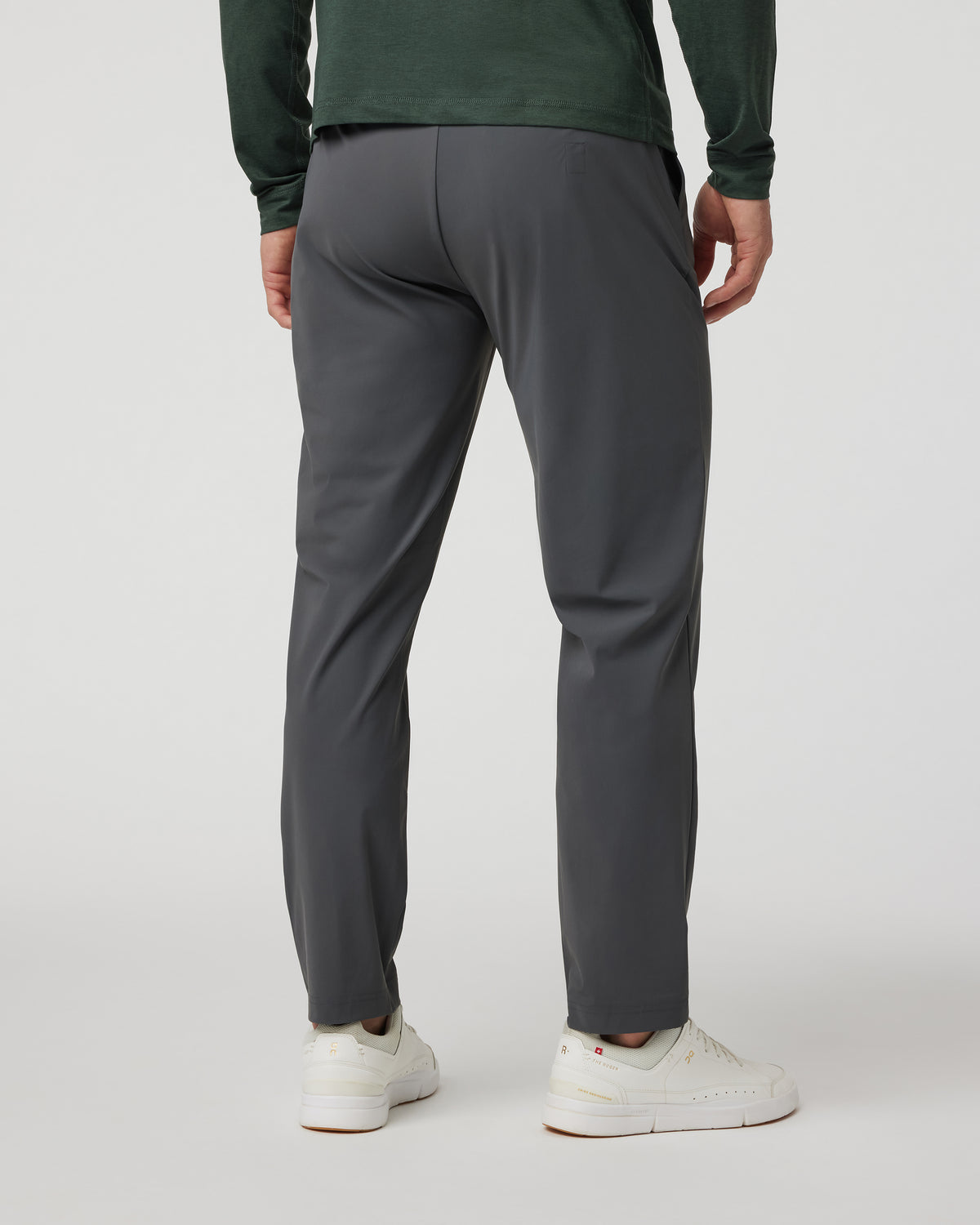 Men Vuori Fleet Chino Pant Athletic Slim 30" Charcoal