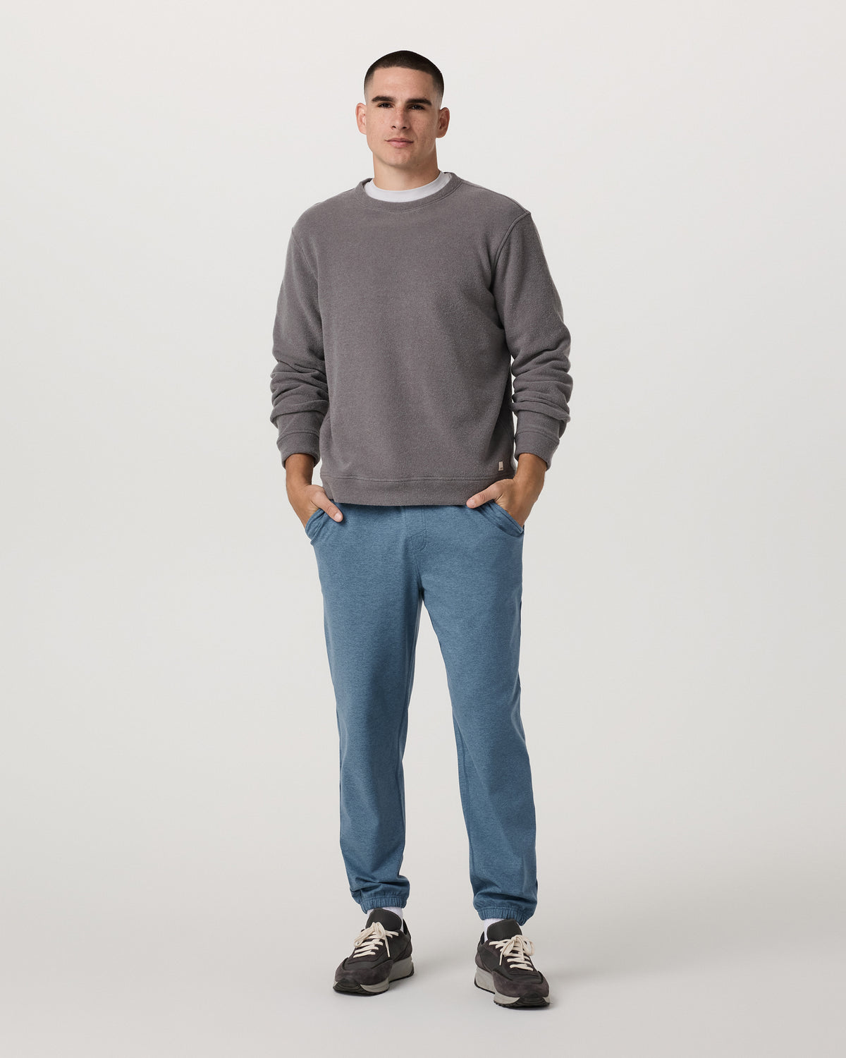 Men Vuori Men's Coronado Sweatpant 30" Pool Blue Heather