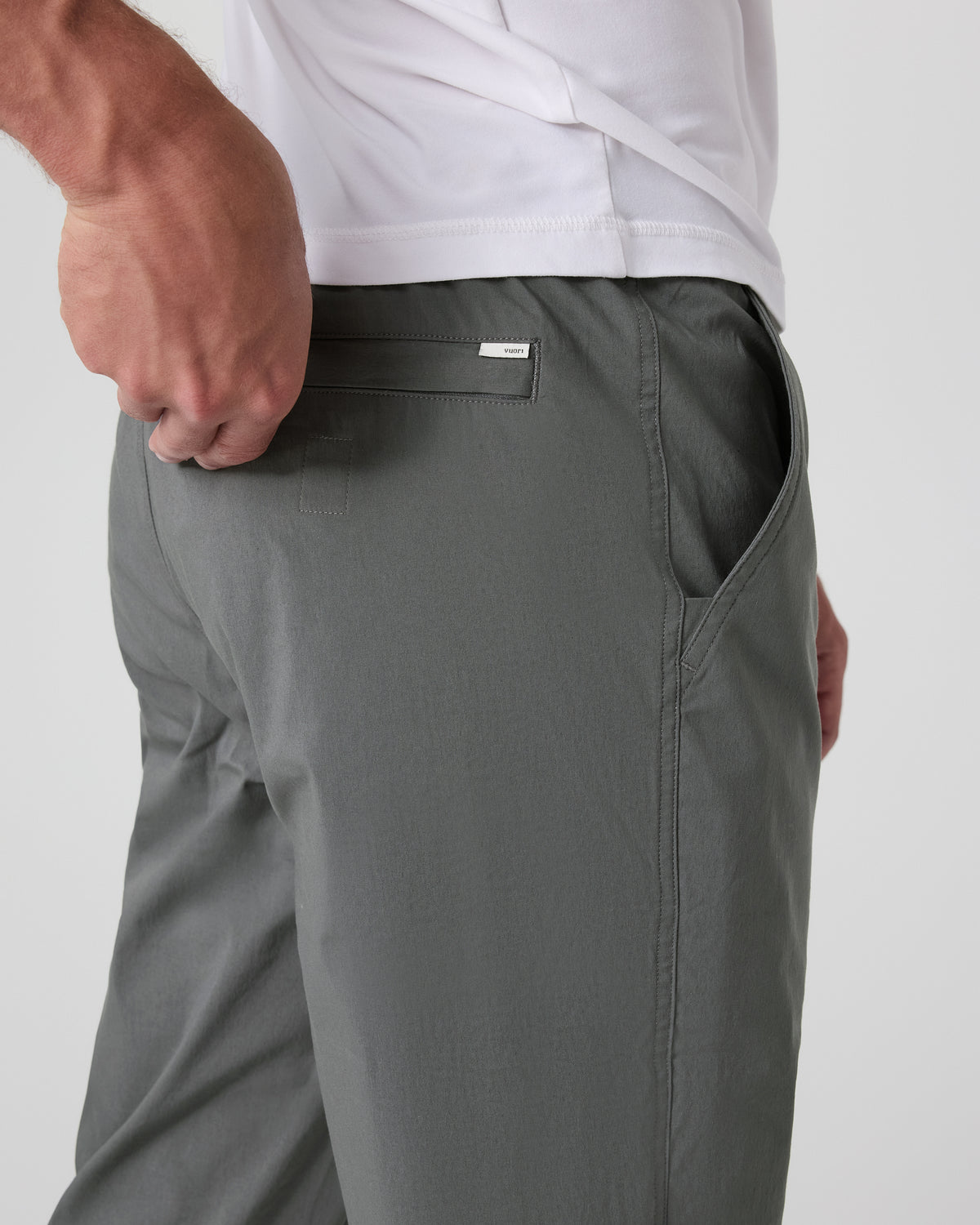 Men Vuori Kore Everyday Pant Lined Classic Fit 30" Dark Pewter