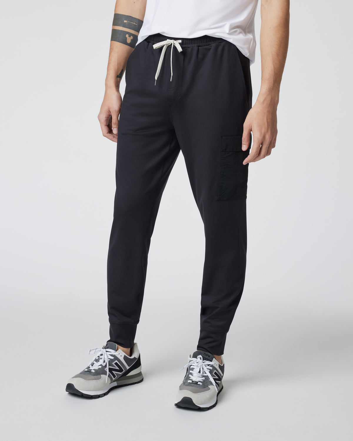 Men Vuori Sunday Utility Jogger Men's Black Cargo Joggers