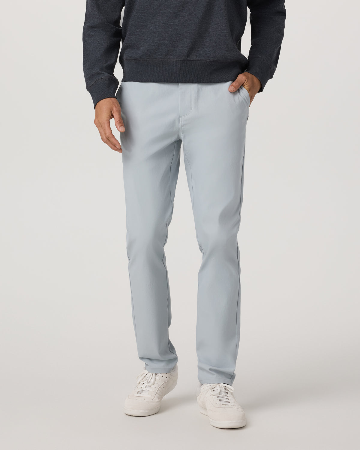 Men Vuori Men's Cascade Tech Chino Athletic Slim Fit 30" Blue Haze