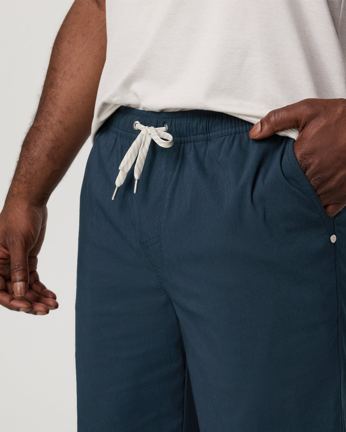 Men Vuori Kore Everyday Pant Lined Classic 30" Men's Ink Pants