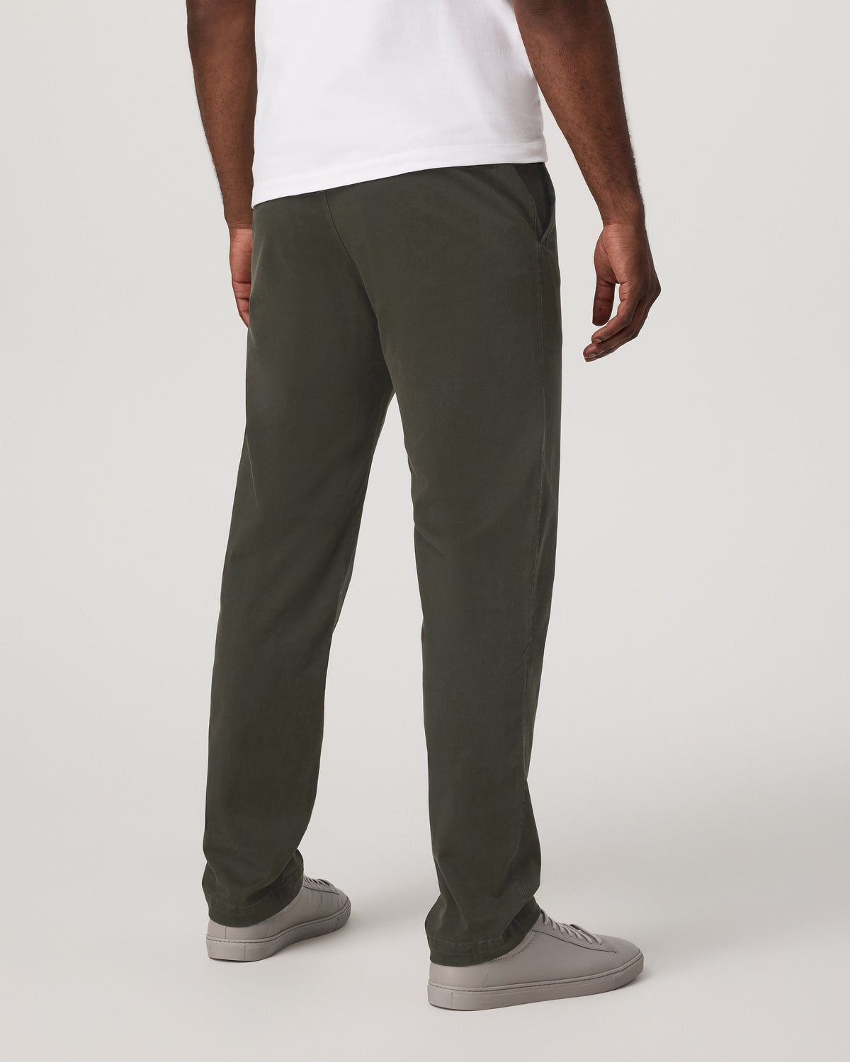 Men Vuori Fletcher Chino Pant Classic 30" Men's Dark Oregano Chino Pant