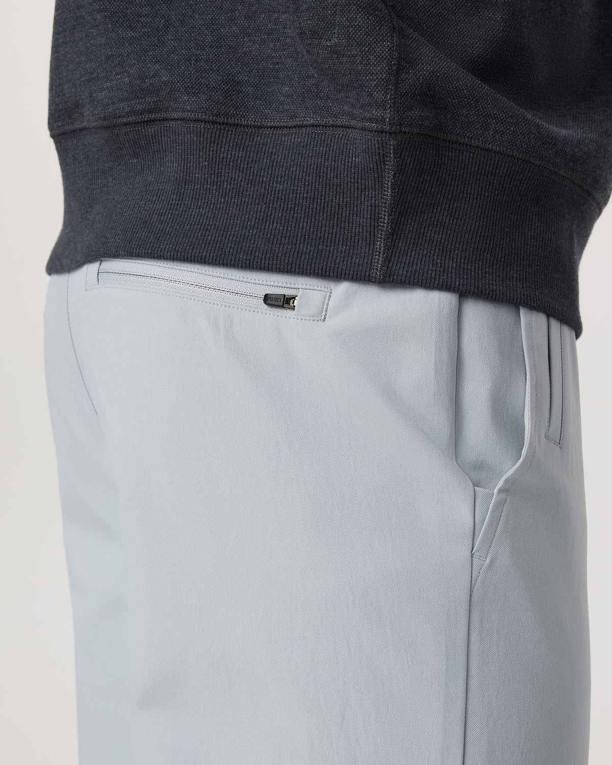 Men Vuori Men's Cascade Tech Chino Athletic Slim Fit 32" Blue Haze
