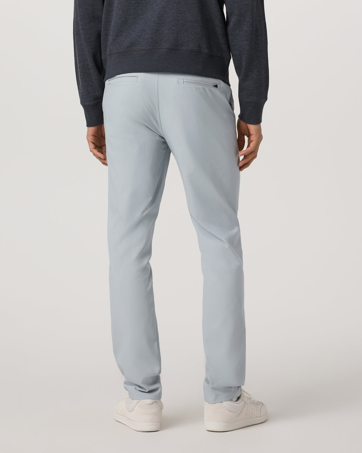 Men Vuori Men's Cascade Tech Chino Athletic Slim Fit 32" Blue Haze