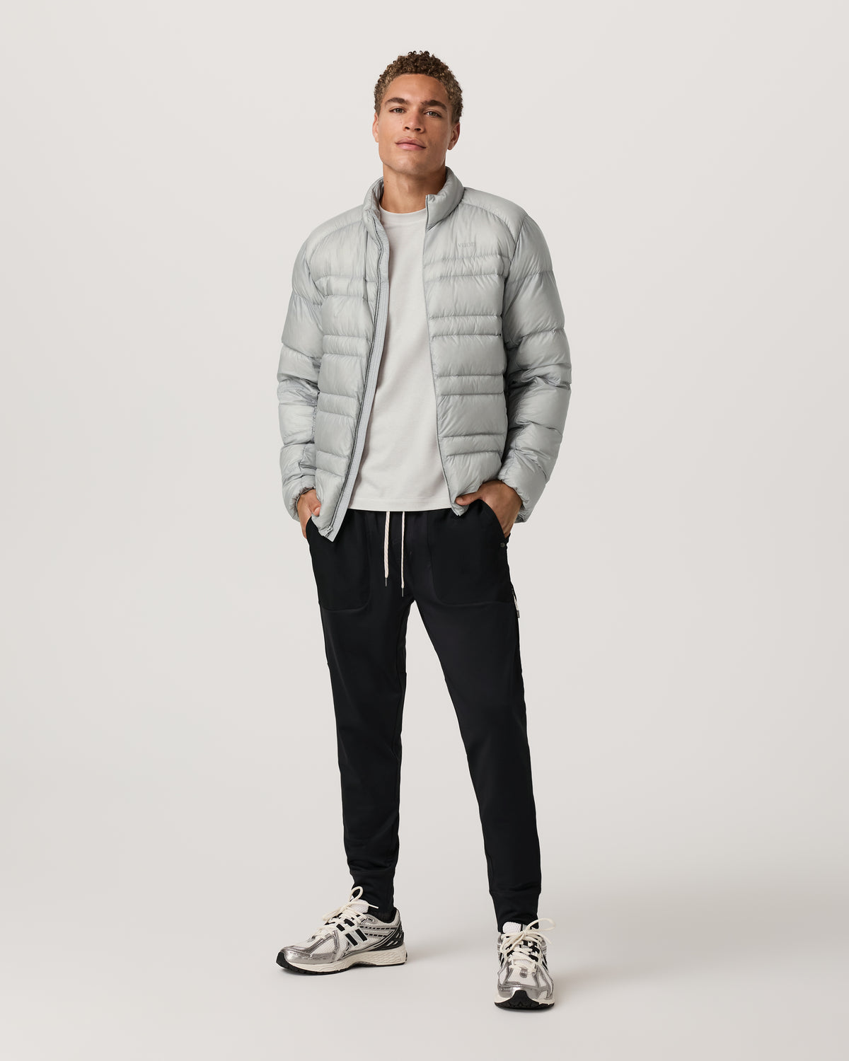 Men Vuori Sunday Mixed Media Jogger 28" Men's Black Joggers
