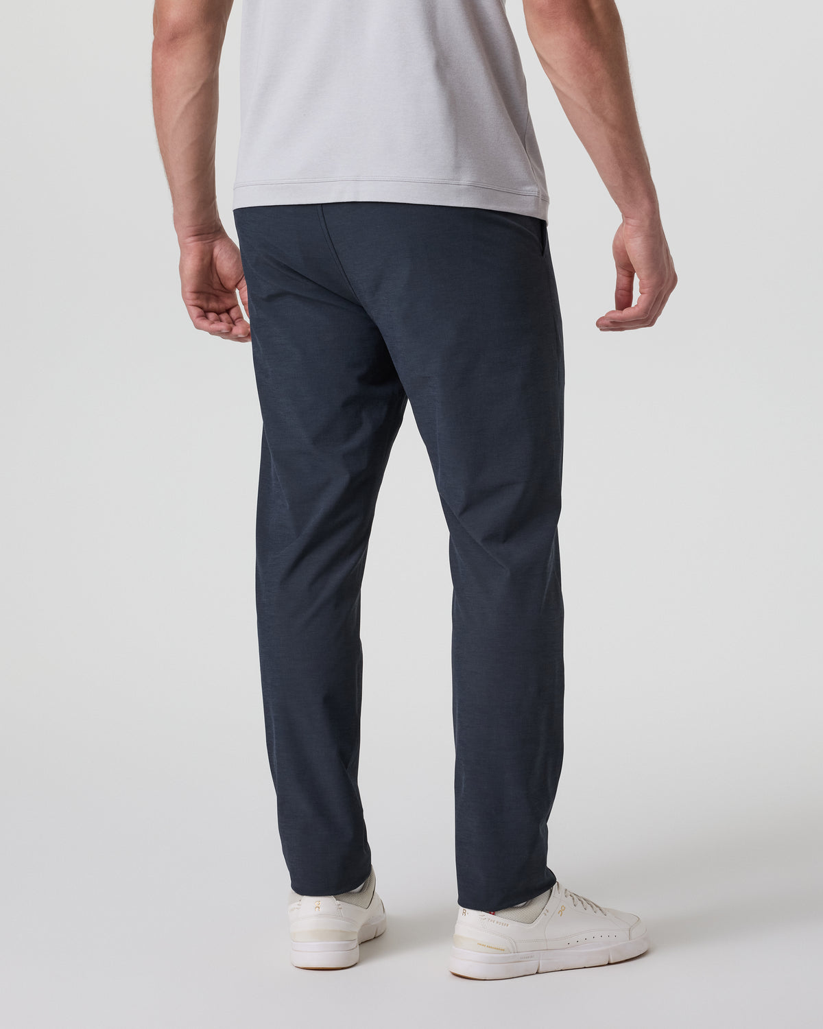 Men Vuori Aim Pant 30" Navy Golf & Travel Pants