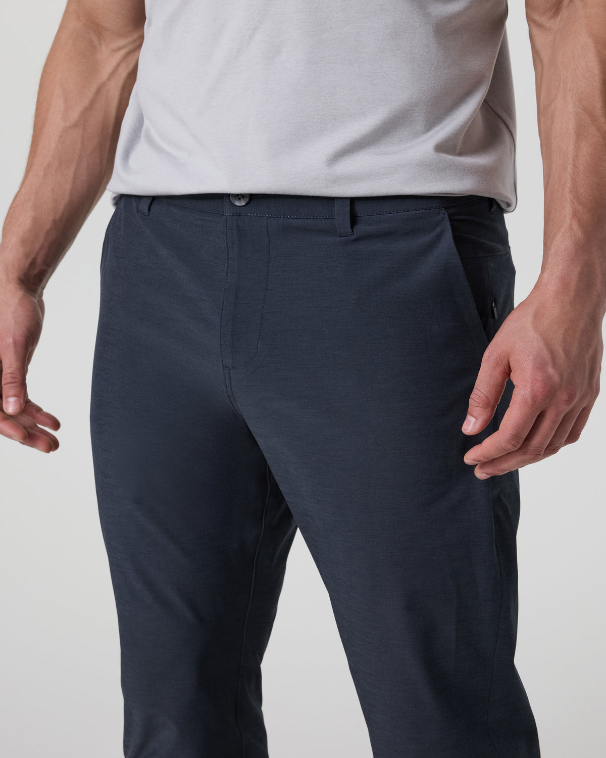 Men Vuori Aim Pant 30" Navy Golf & Travel Pants