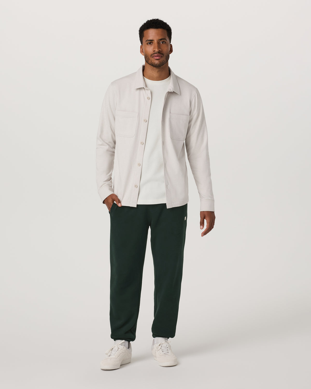Men Vuori Seaside Sweatpant 28" Men's Relaxed Evergreen Sweatpant