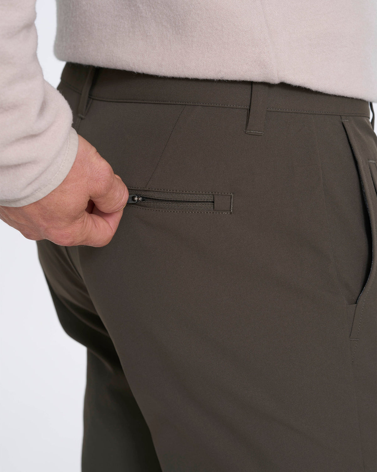 Men Vuori Cascade Tech Chino Pant Athletic Slim Fit 30" Dark Oregano