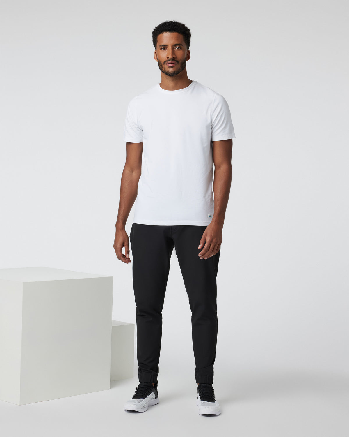 Men Vuori Transit Jogger Black Technical Jogger