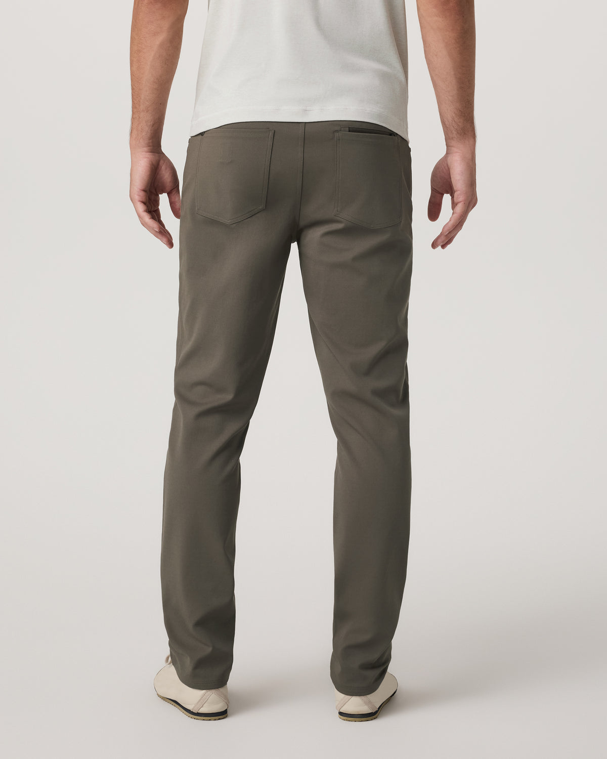 Men Vuori MetaTwill Pant Classic Fit 32" Men's Root Pants