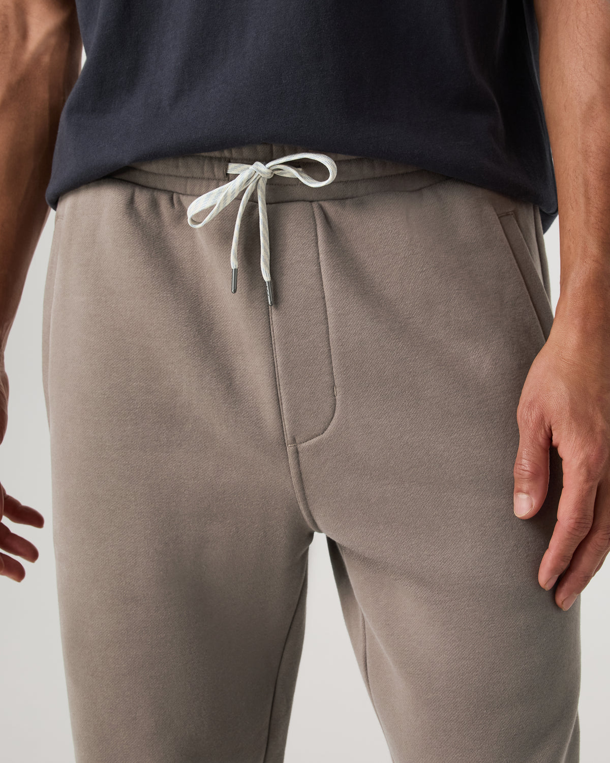 Men Vuori Seaside Sweatpant 30" Men's Smokey Taupe Sweatpant