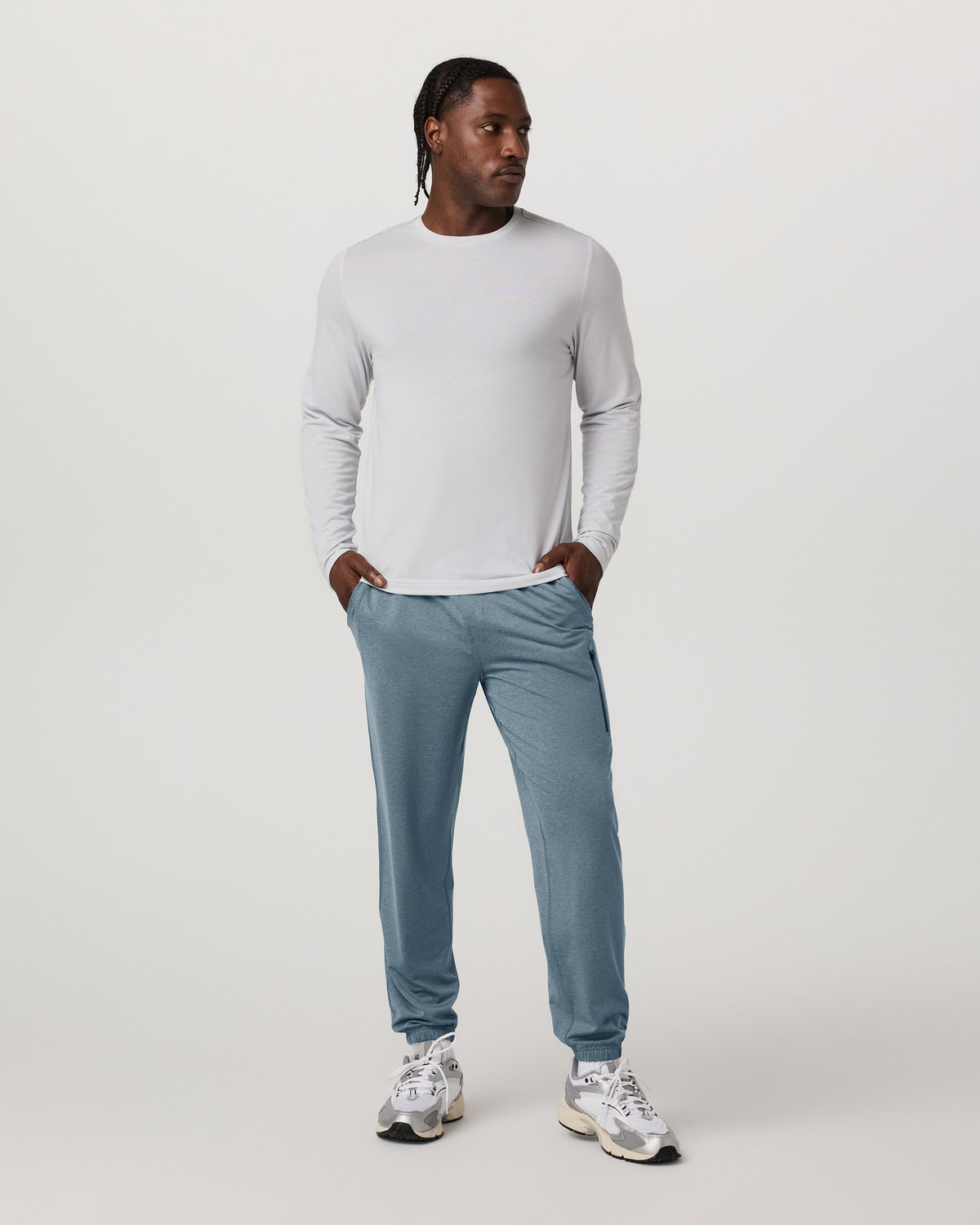 Men Vuori Men's Sunday Performance Sweatpant 30" Smoke Blue