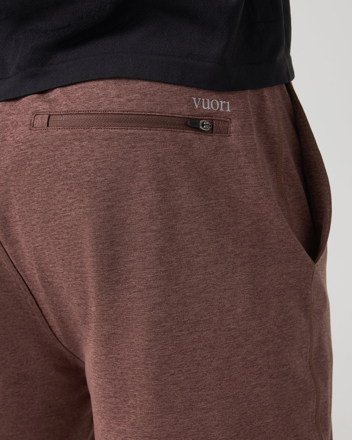 Men Vuori Sunday Performance Jogger 28" Sable Heather Joggers