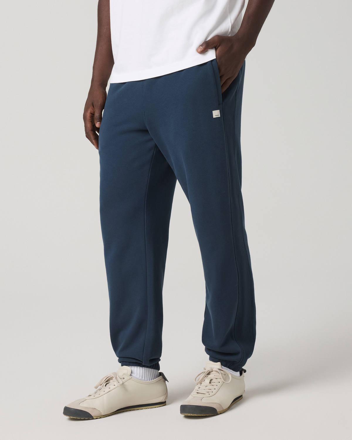 Men Vuori Cypress Vintage Jogger 28" Men's Ocean Blue Joggers