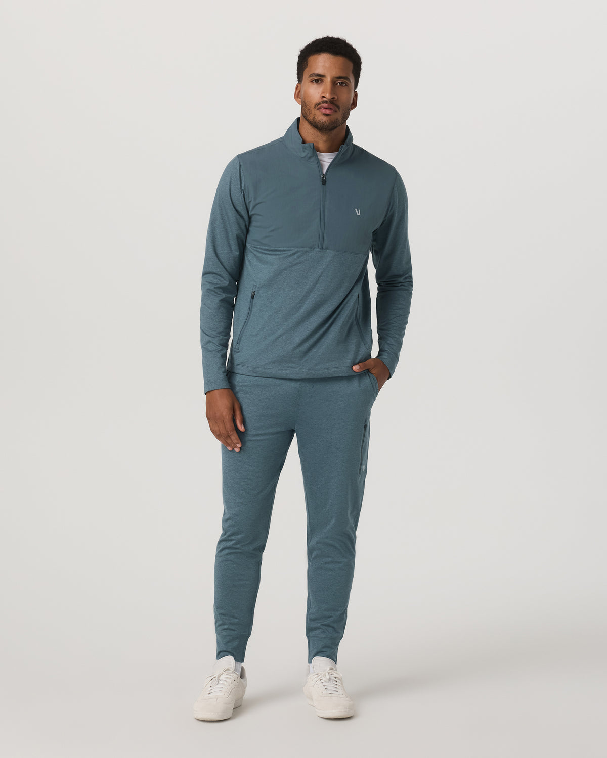 Men Vuori Sunday Performance Jogger 28" Blue Sea Heather Joggers