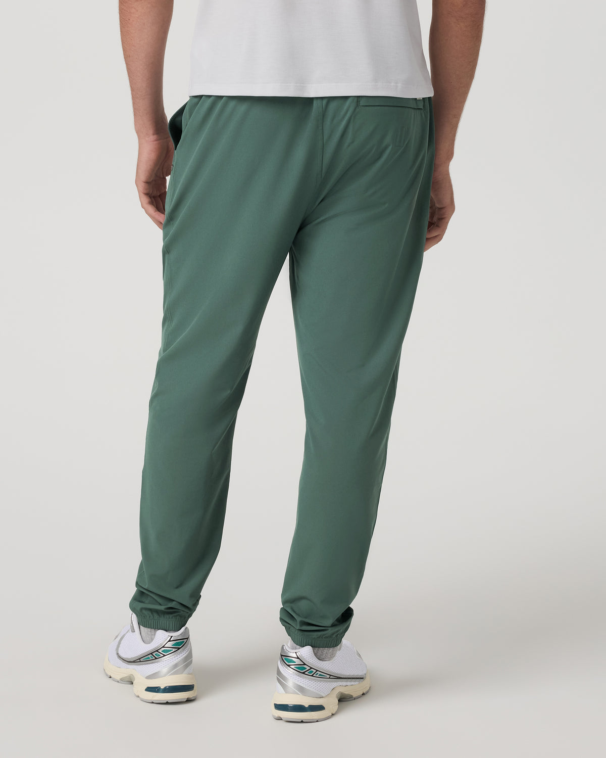 Men Vuori Kore Jogger Lined 28" Men's Agate Green Joggers with Liner