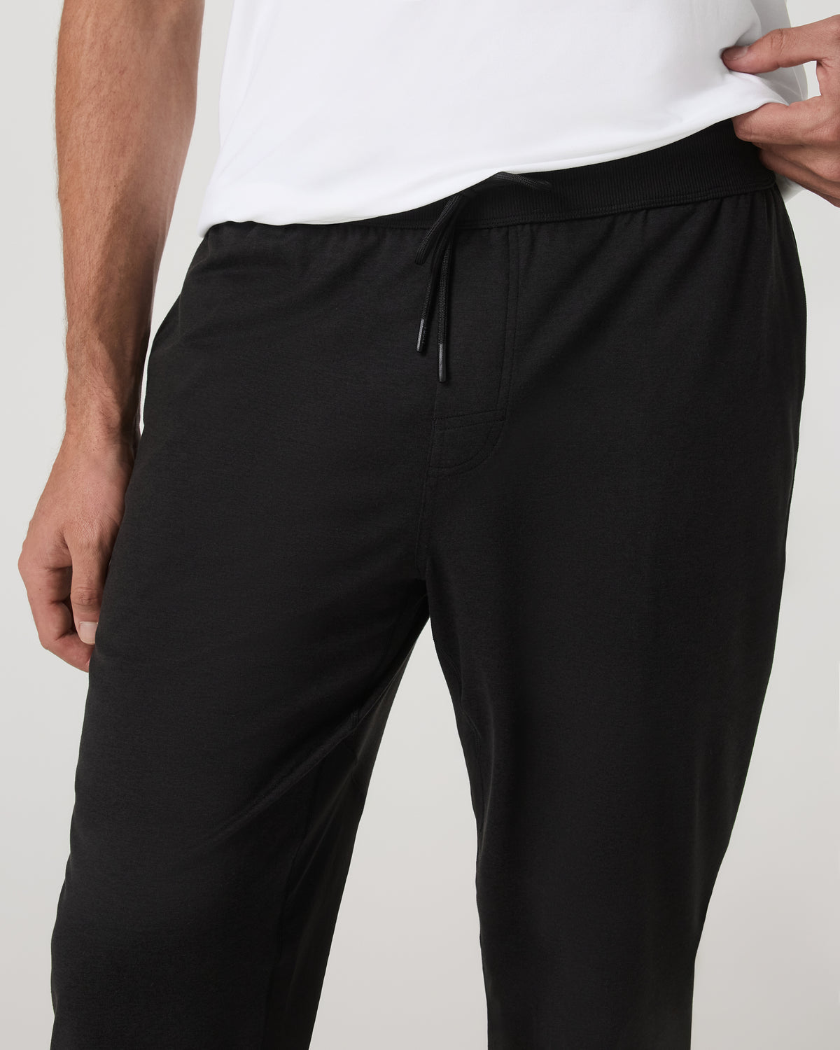 Men Vuori Men's Coronado Mixed Media Sweatpant 28" Black Heather