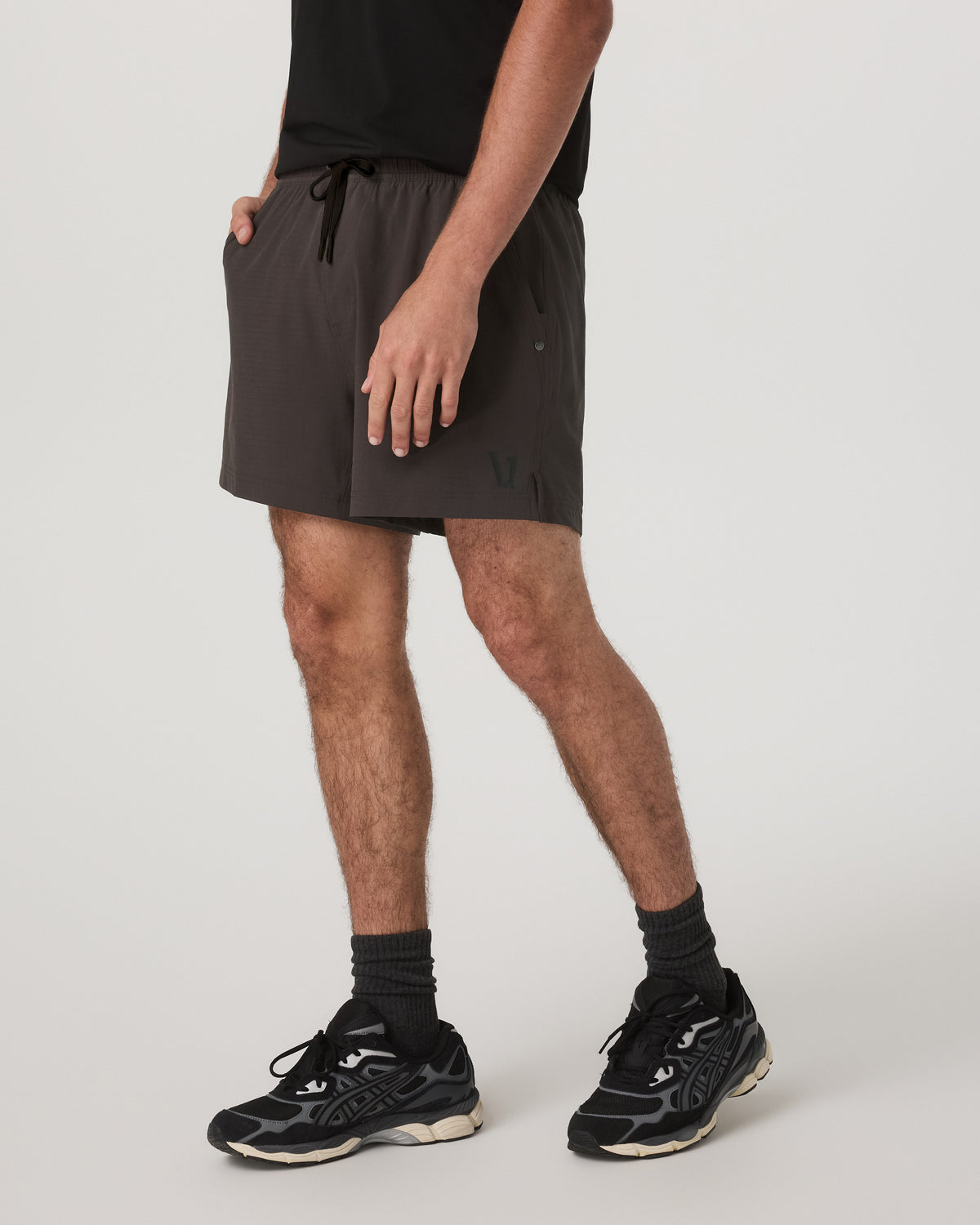 Men Vuori HardKore Short Lined 5" Men's Carbon Performance Shorts