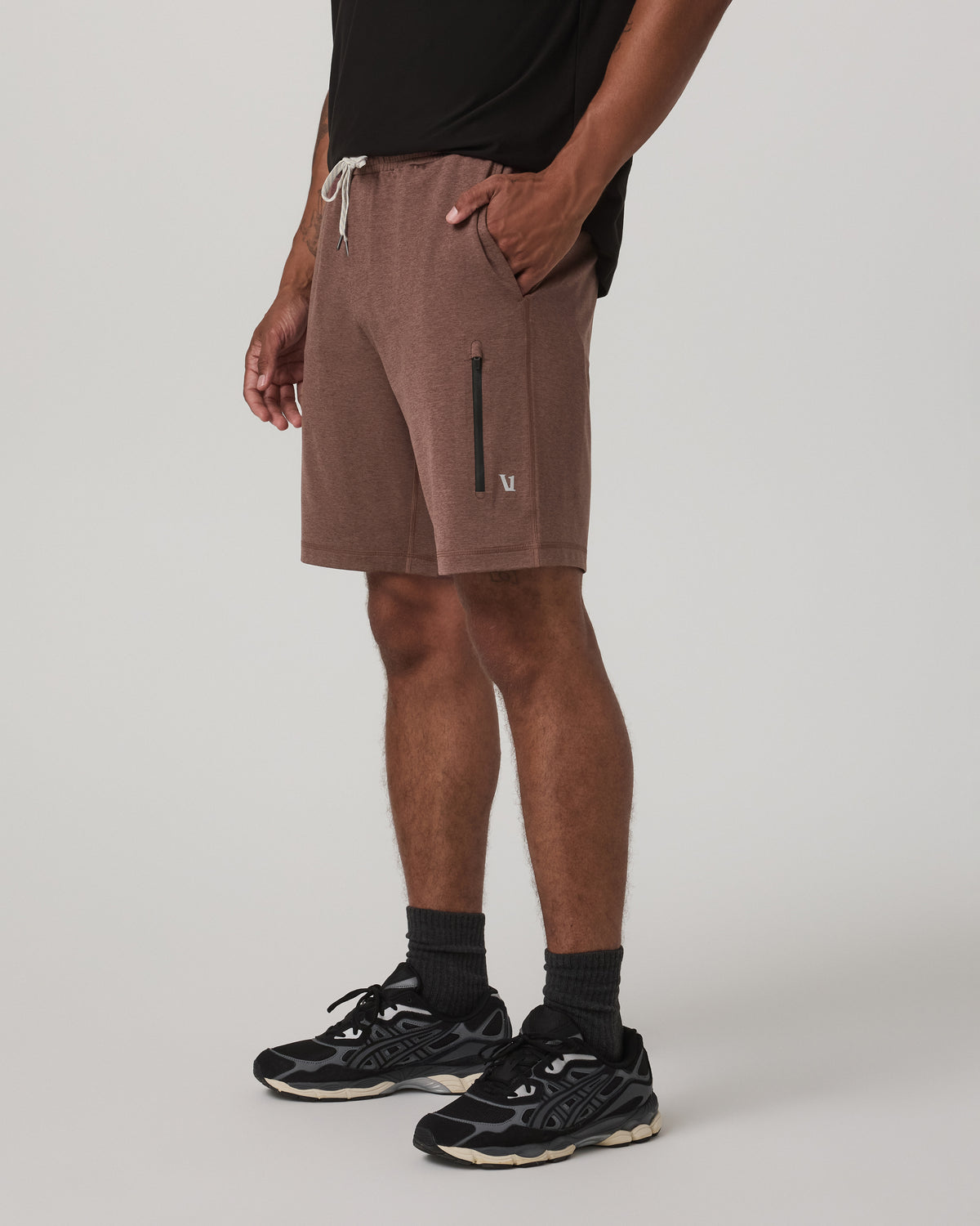 Men Vuori Sunday Performance Short 8" Men's Sable Heather Shorts