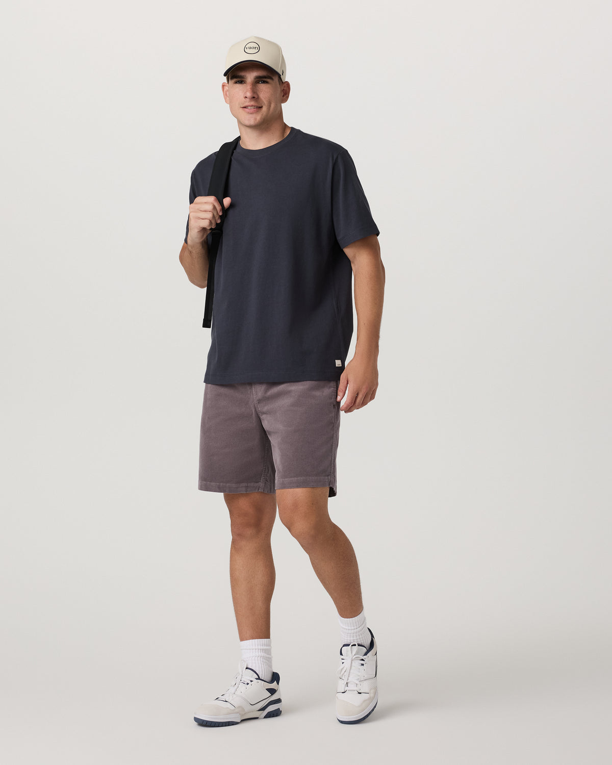 Men Vuori Optimist Elastic Waist Short 8" Men's Huckleberry Shorts