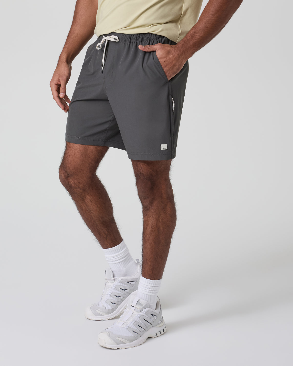 Men Vuori Banks Session Short 7" Dark Pewter