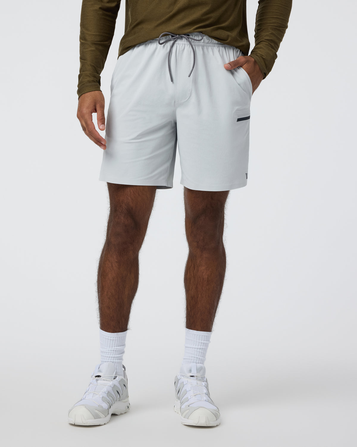 Men Vuori Grafton Short Unlined Classic Fit 7" Sky Grey