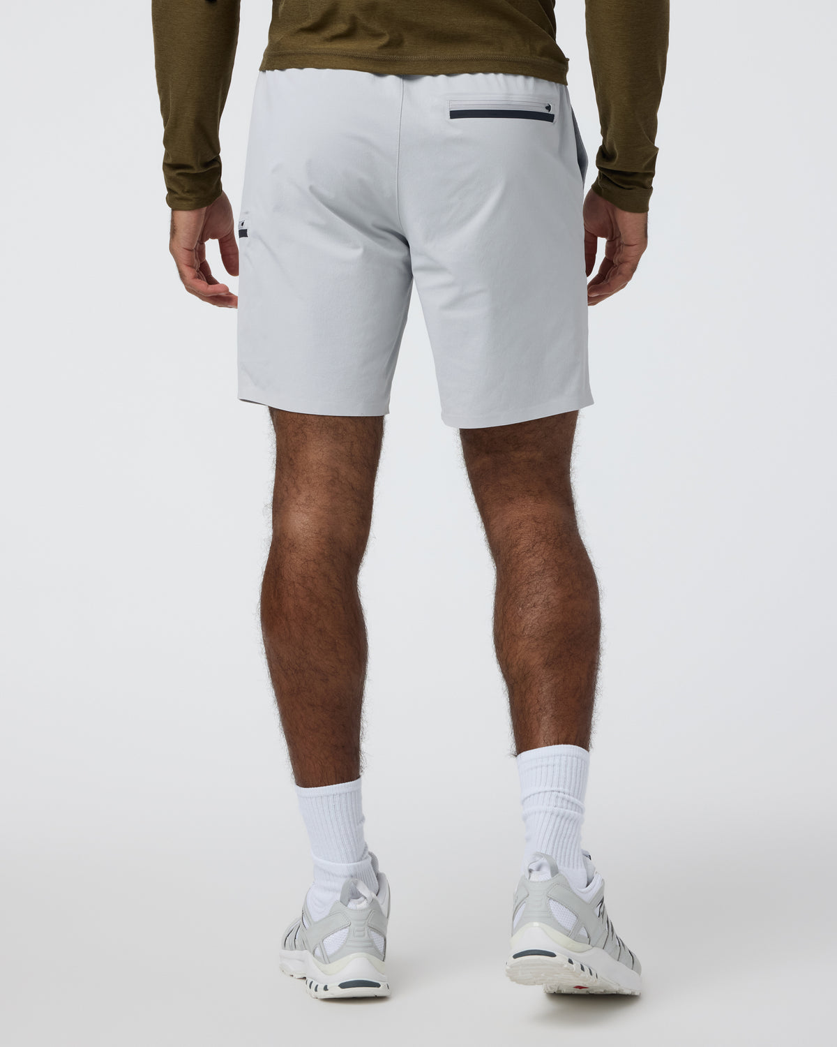Men Vuori Grafton Short Unlined Classic Fit 7" Sky Grey