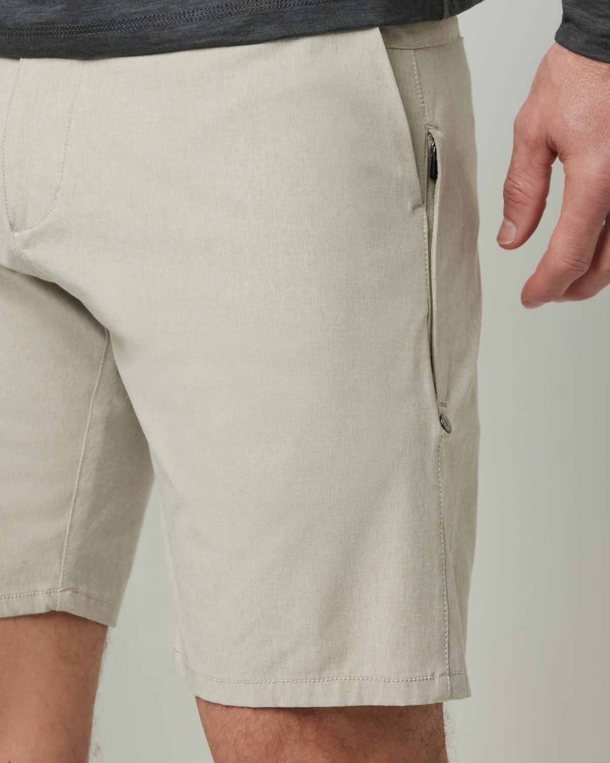 Men Vuori Aim Short Khaki Short for Men Clothing