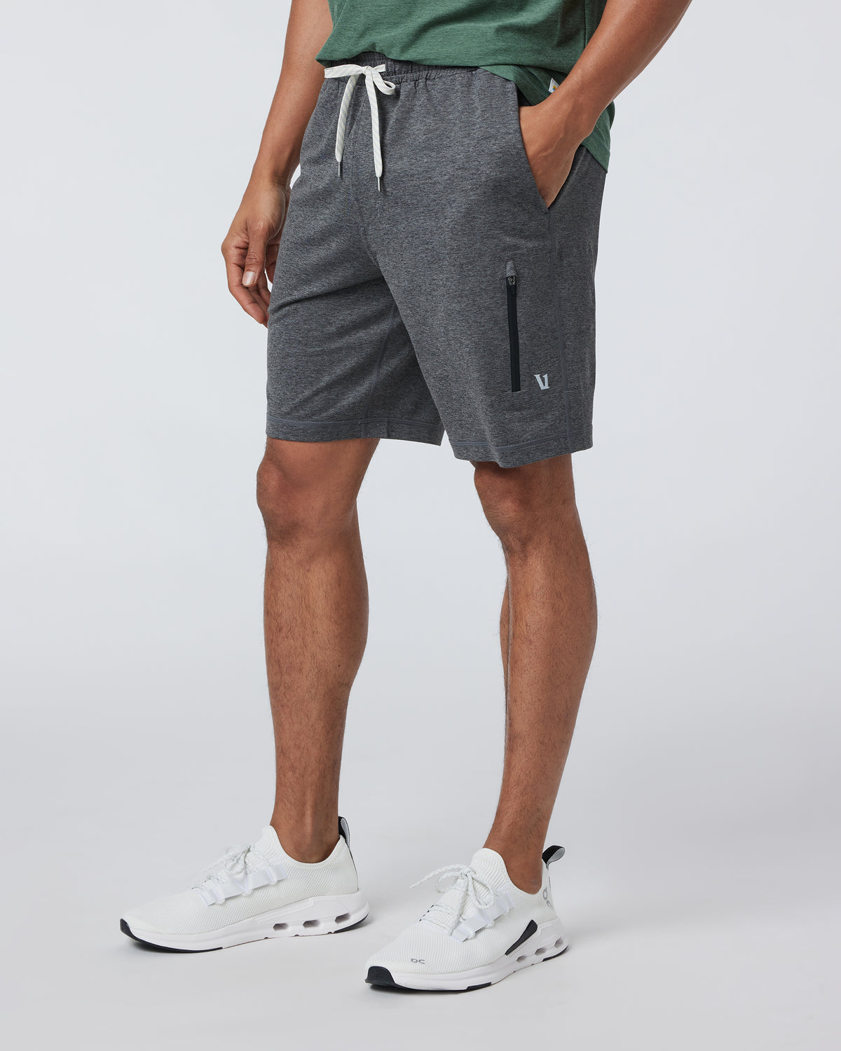 Men Vuori Sunday Performance Short Charcoal Heather