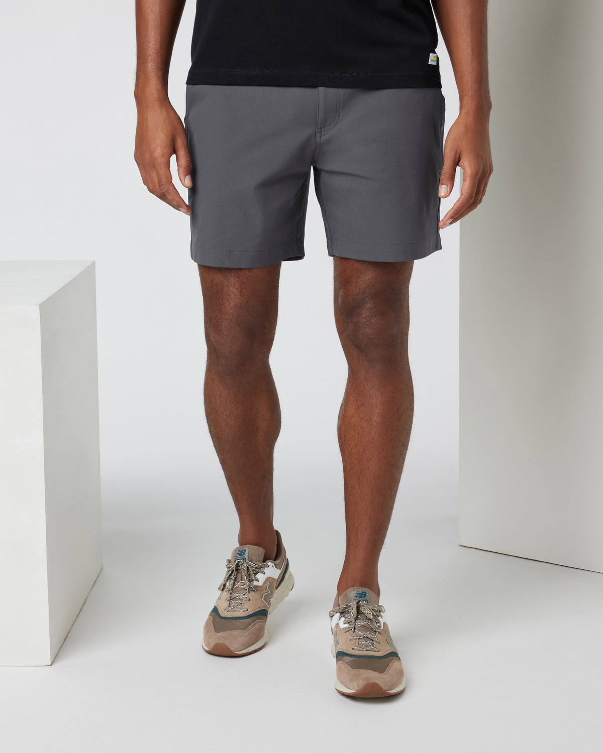 Men Vuori Meta Short 6" Men's Charcoal Chino Shorts