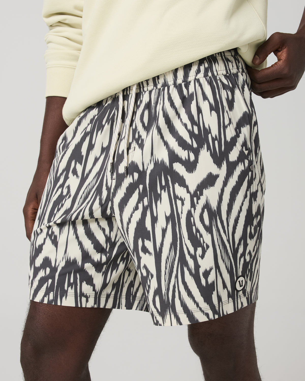 Men Vuori Kore Short Unlined 7" Men's Sandalwood Mirage Shorts