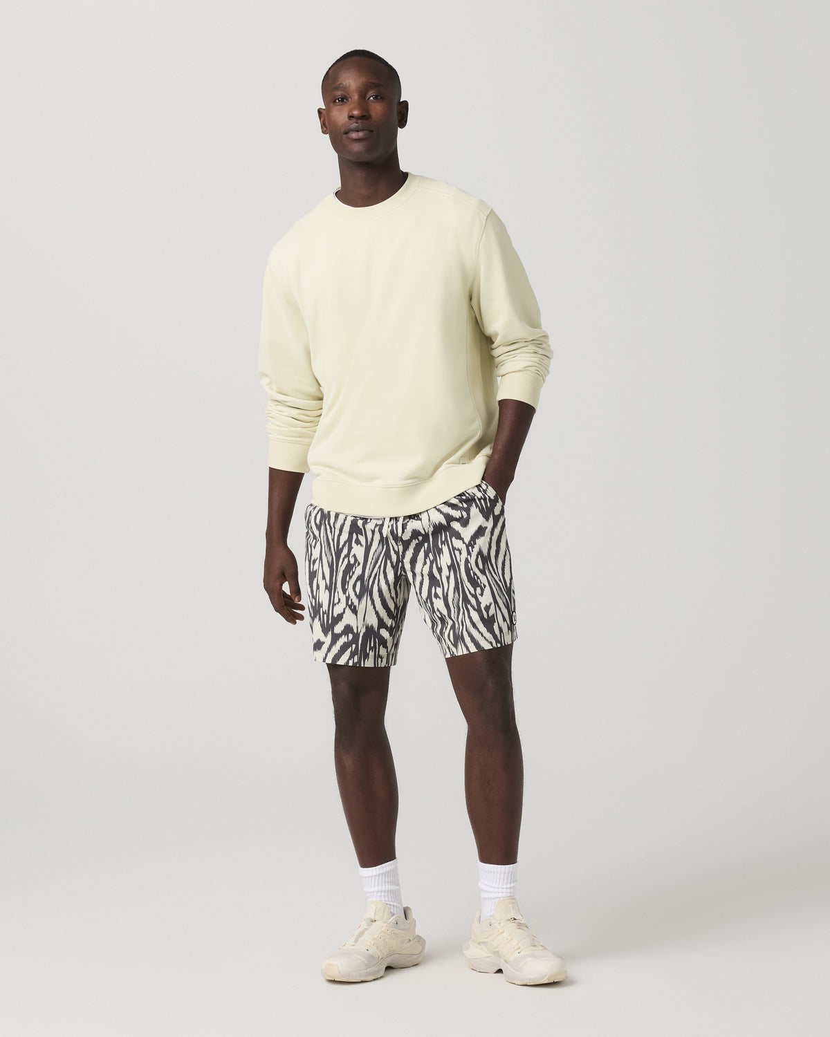 Men Vuori Kore Short Unlined 7" Men's Sandalwood Mirage Shorts