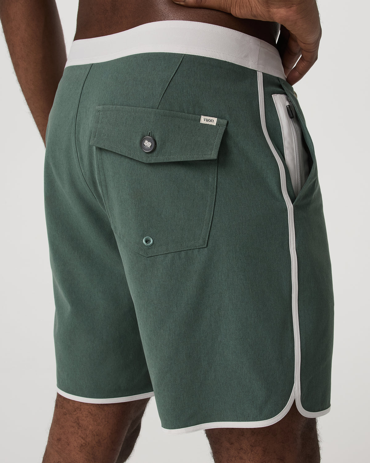 Men Vuori Men's Cruise Boardshort 7" Agate Green Linen Texture