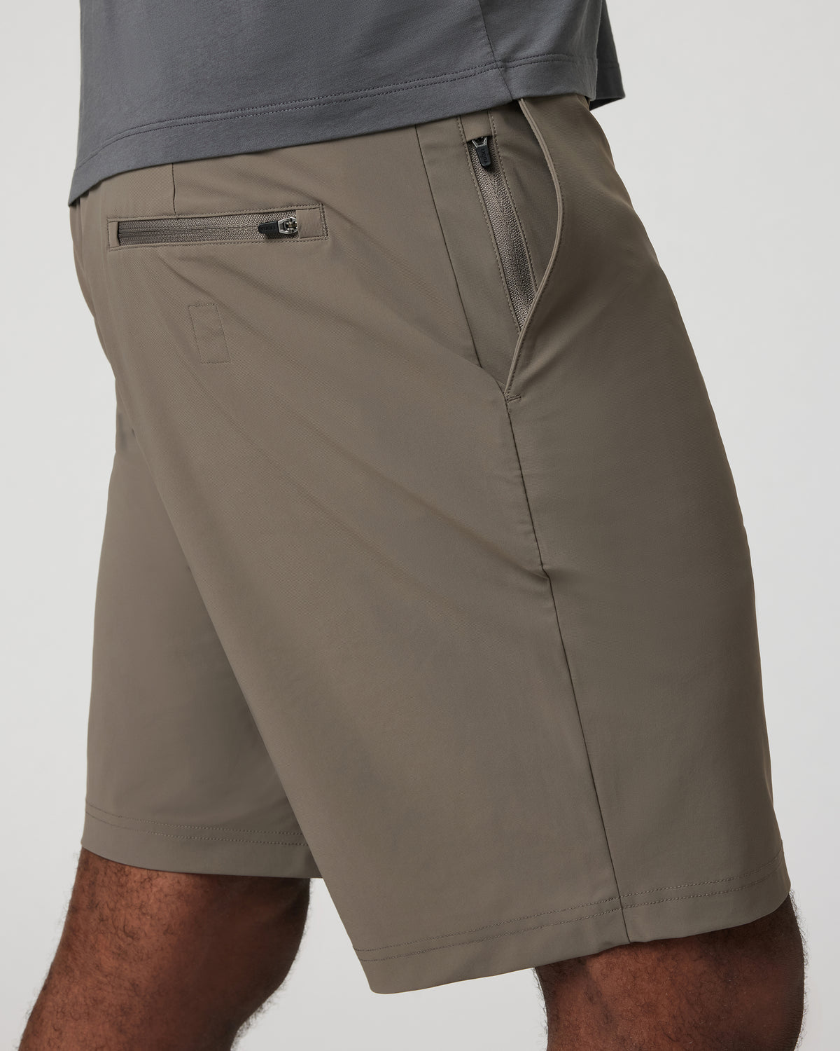 Men Vuori Fleet Chino Short 8" Men's Cocoa Shorts