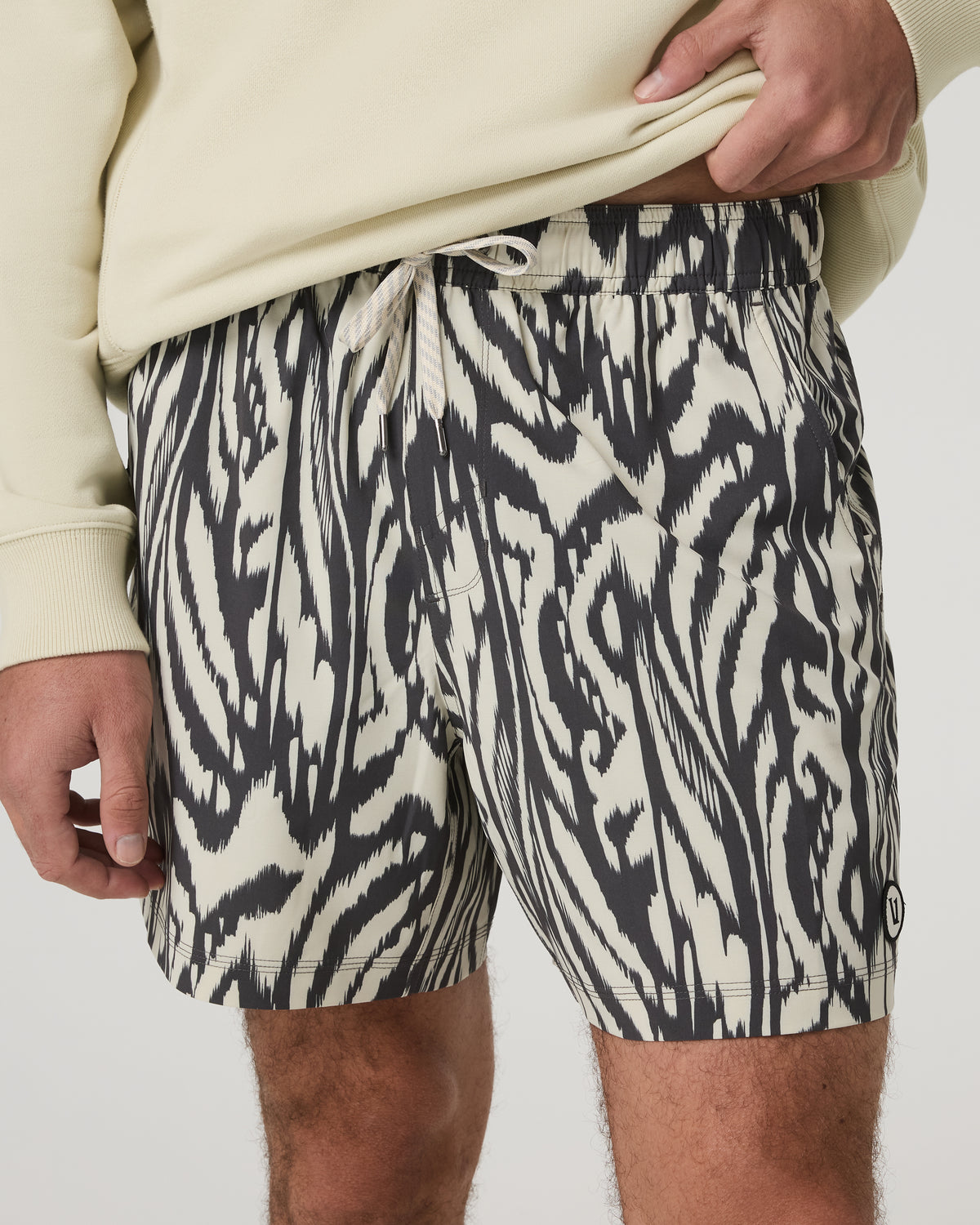 Men Vuori Kore Short Unlined 5" Men's Sandalwood Mirage Shorts