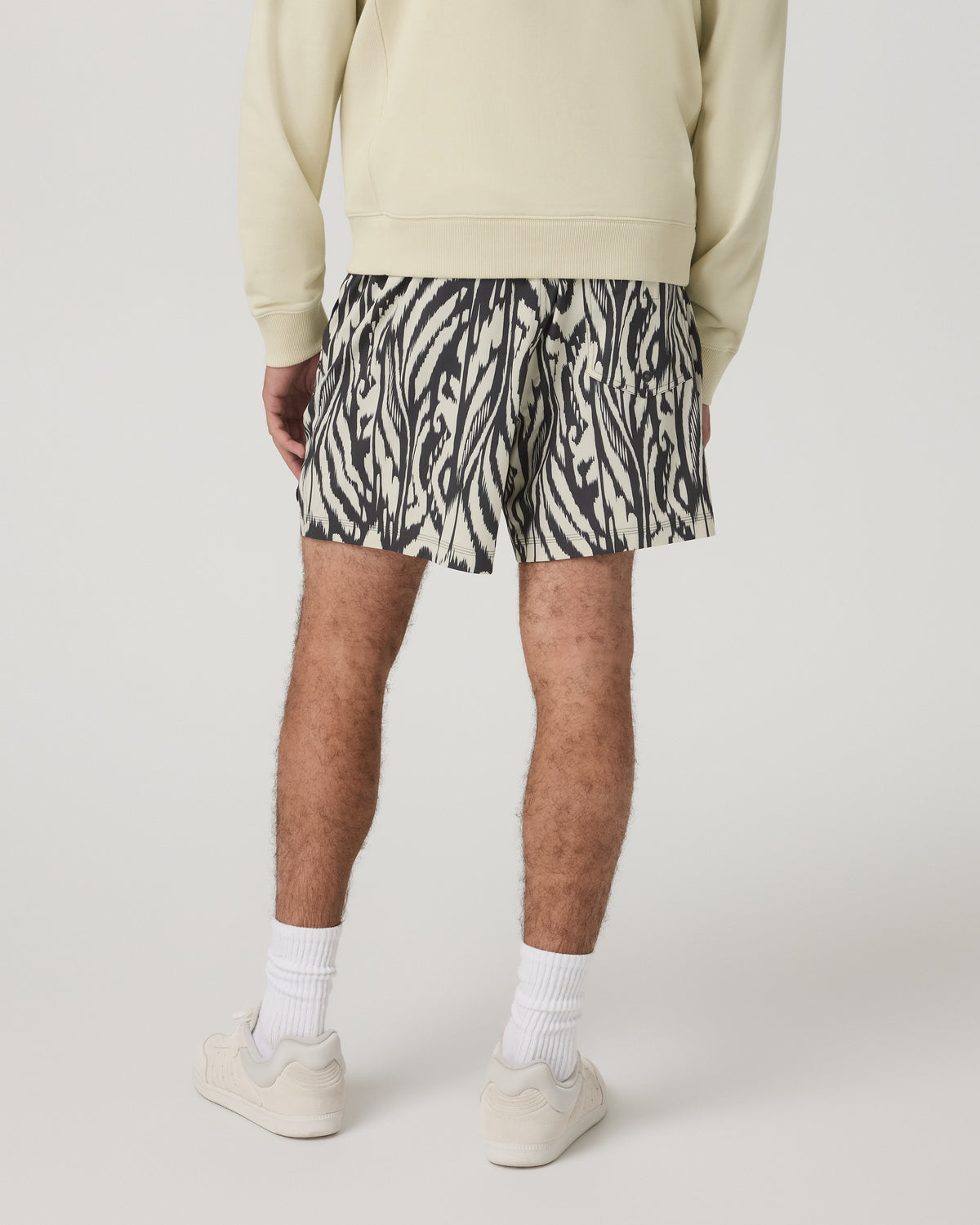 Men Vuori Kore Short Unlined 5" Men's Sandalwood Mirage Shorts
