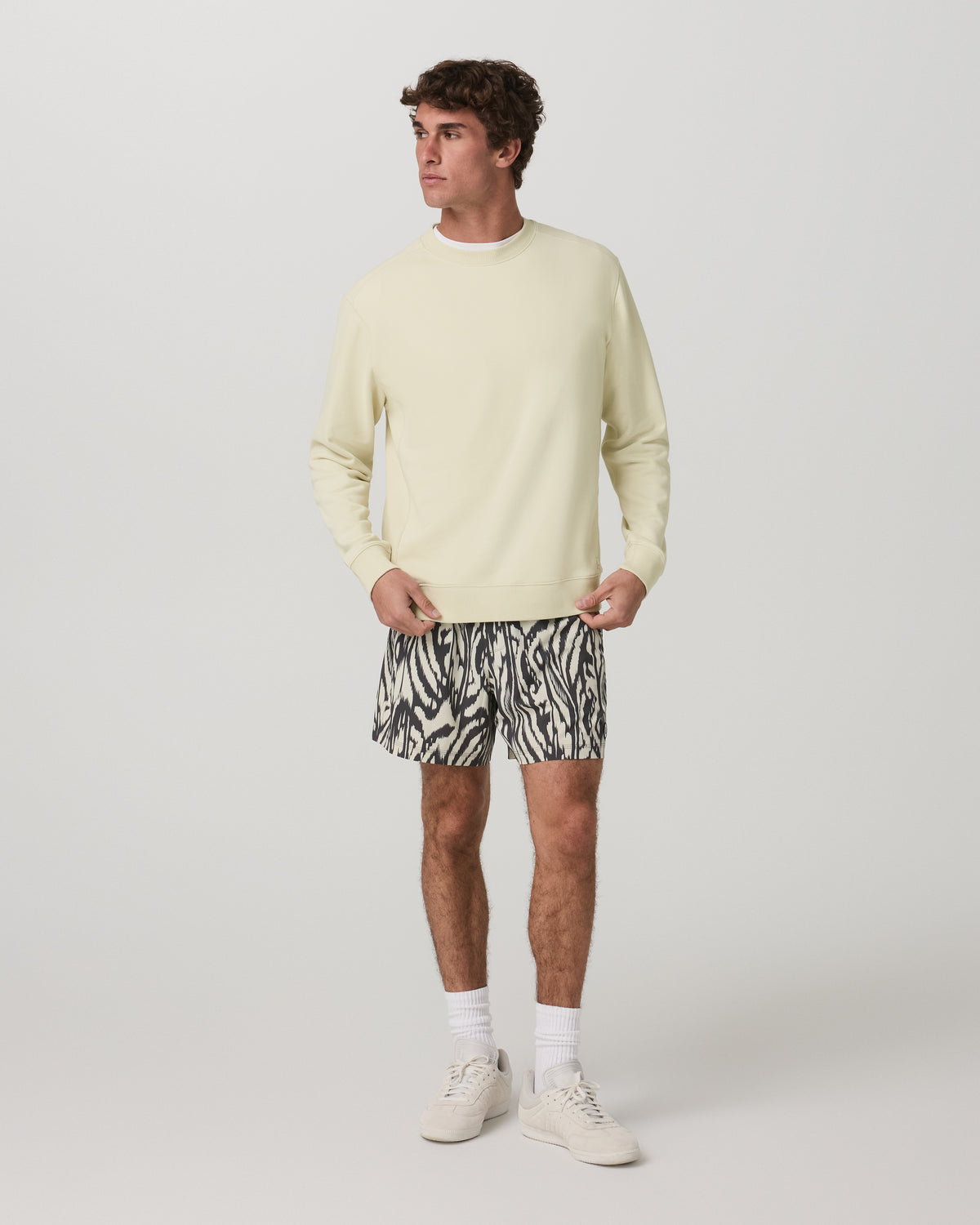 Men Vuori Kore Short Unlined 5" Men's Sandalwood Mirage Shorts